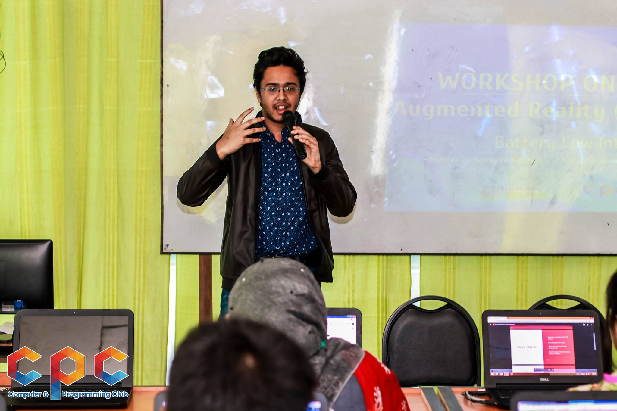 Daffodil International University Workshop On AR